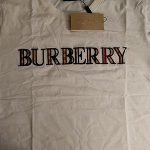 💯 Authentic Burberry Spring/Summer Tee